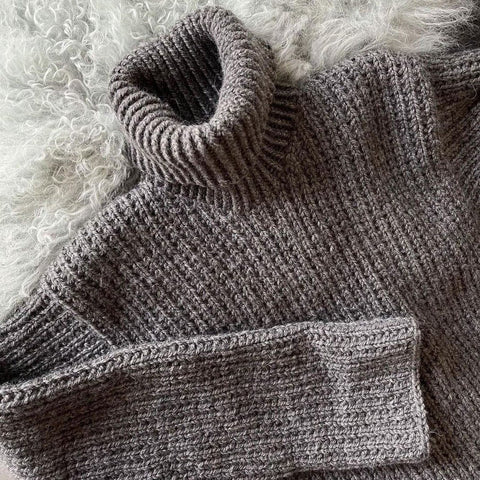 Easy Evening Dress (Turtleneck Edition) Kit