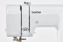 Indlæs billede til gallerivisning Brother DS120X Symaskine
