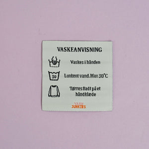 YarnJunkies Label